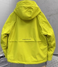 市场上装-夹克-休闲夹克