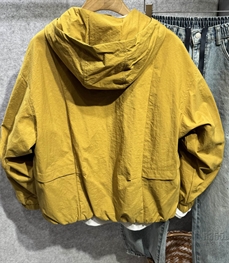 市场上装-夹克-休闲夹克