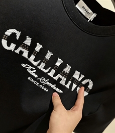 市场上装-T恤-欧货T恤