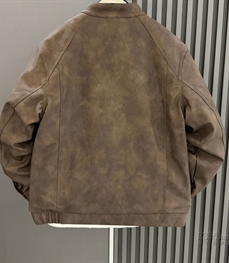 市场上装-皮衣-休闲皮衣