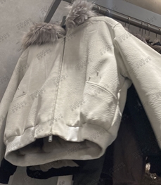 市场上装-皮衣-休闲皮衣