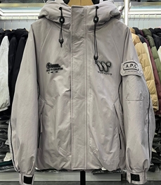 市场上装-棉衣/羽绒服-休闲棉服