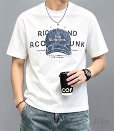 市场上装-T恤-欧货T恤
