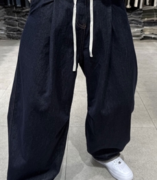市场男裤-牛仔-休闲牛仔裤